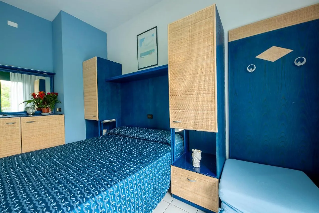 Hotel Olanda Lido di Jesolo 3*,
